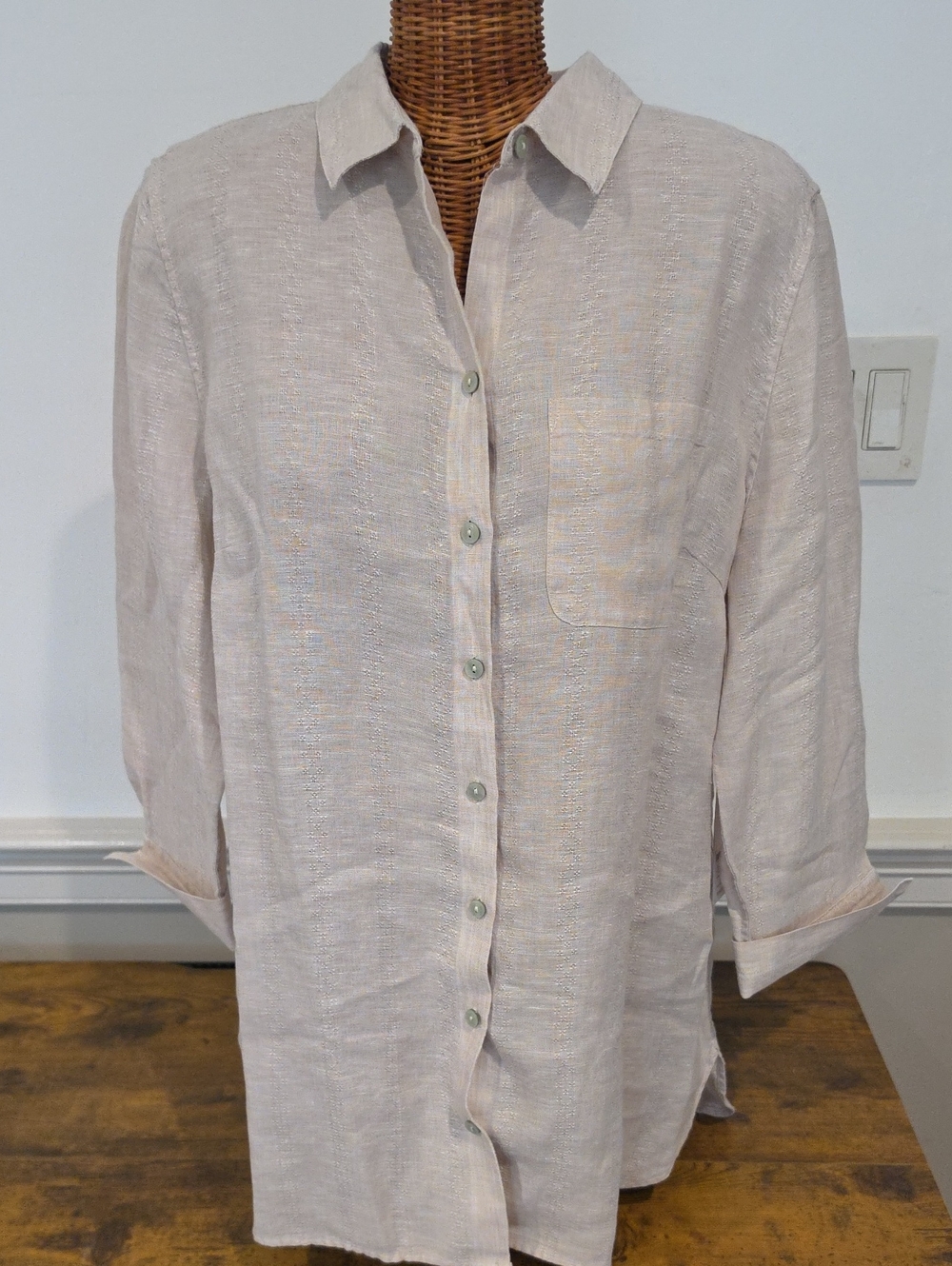 NWT 100% Linen Chico's Light Blush Linen Button-Up Shirt Womens Size Large